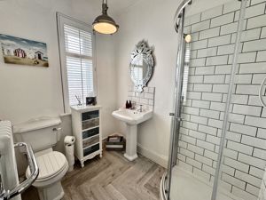 Photo 27- click for photo gallery